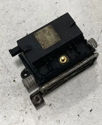 BMW 3 E46 Coolant heater 6904668 02TD08 194402