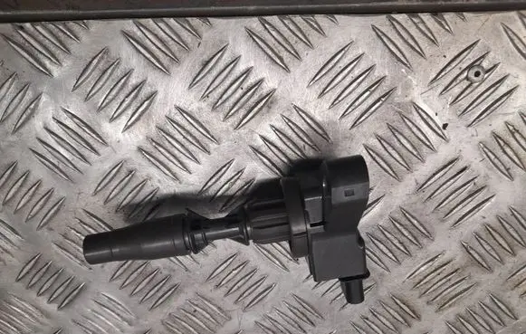 Chevrolet Camaro High voltage ignition coil 12666339