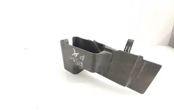 Volvo S60 Intercooler air channel guide 31283470
