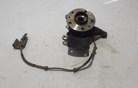 Renault Trafic III (X82) Front wheel hub 400155466R