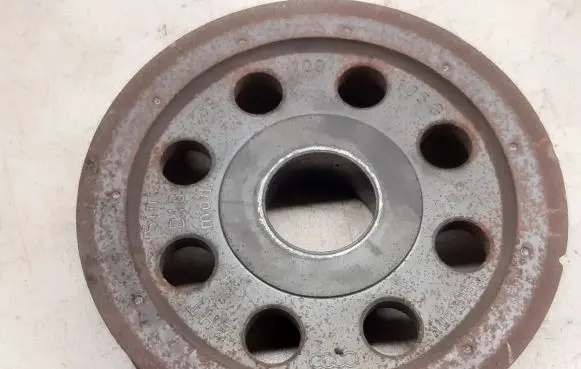 Audi A6 S6 C6 4F Crankshaft pulley 059109105G