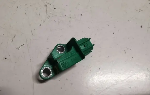 Audi A5 8T 8F Airbag deployment crash/impact sensor 1K0909606C