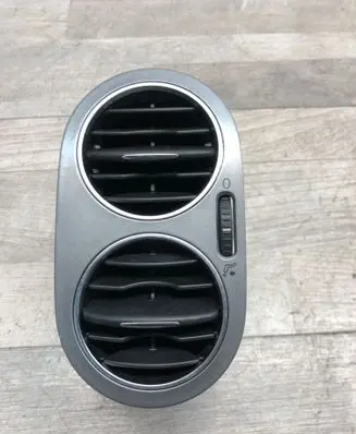Volkswagen Golf Plus Dashboard side air vent grill/cover trim 5M0819759