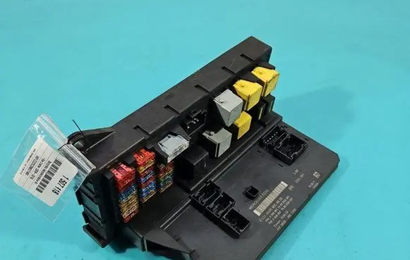 Fuse box set