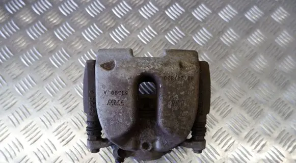 BMW 5 G30 G31 Front brake caliper 6872800 6882256