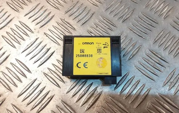 Opel Insignia A Keyless (KESSY) go control unit/module 25808838