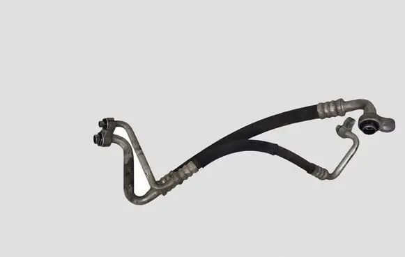 Opel Insignia A Air conditioning (A/C) pipe/hose 13220107 316137793