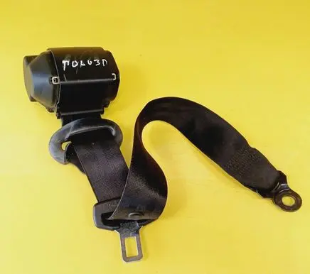 Volkswagen Polo III 6N 6N2 6NF Rear seatbelt 6N0857806