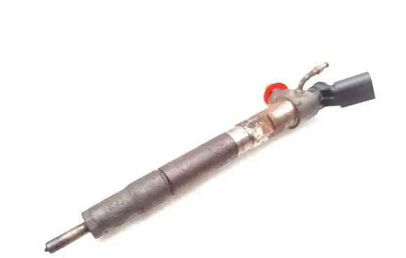 Fuel injector