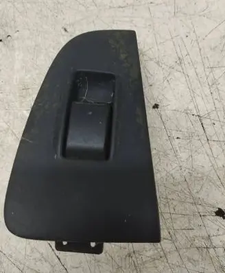 Toyota Avensis T250 Electric window control switch 7423105140