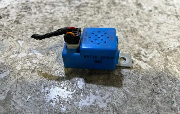 KIA Ceed Horn signal 957102E000