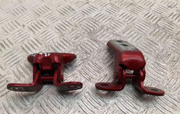 Toyota Verso Front door hinge set 6871002060 6873002050