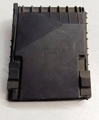 Volkswagen Scirocco Fuse box cover 1K0937132FT2 1K0937132F 1K0937132G