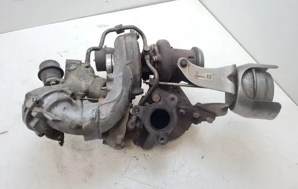 Mercedes-Benz E W212 Turbo A6510905180 A6510904980