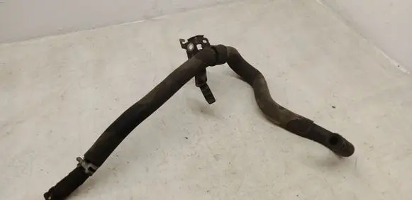 Mazda CX-7 Engine coolant pipe/hose
