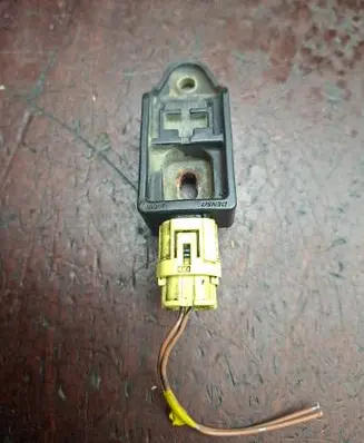 Honda FR-V Airbag deployment crash/impact sensor 77930SFEJ110M2