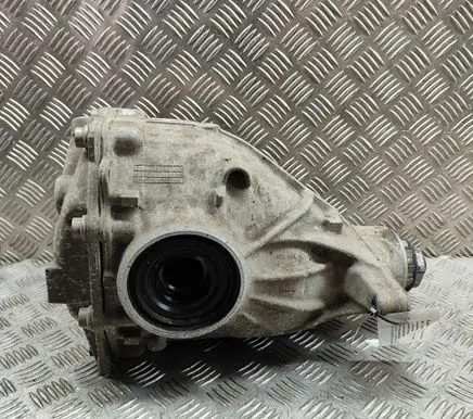BMW 5 G30 G31 G38 Rear differential 8619112 8618720