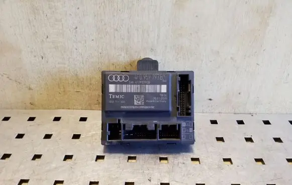 Audi A6 S6 C6 4F Door control unit/module 4F0959793B 4F0910793B