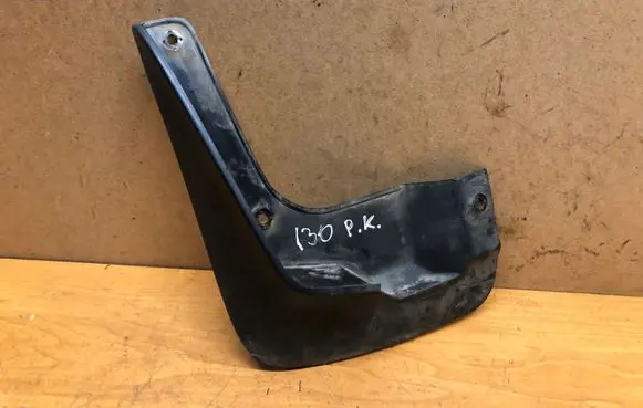 Hyundai i30 Front mudguard 
