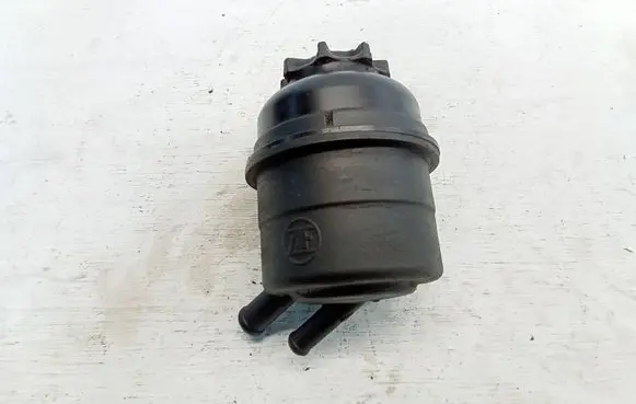 Power steering fluid tank/reservoir