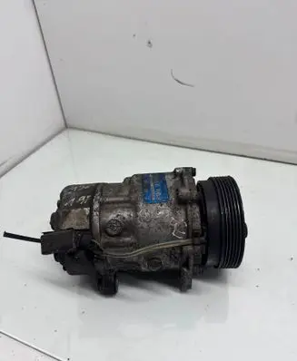 Volkswagen Golf IV Air conditioning (A/C) compressor (pump) 1J0820803L