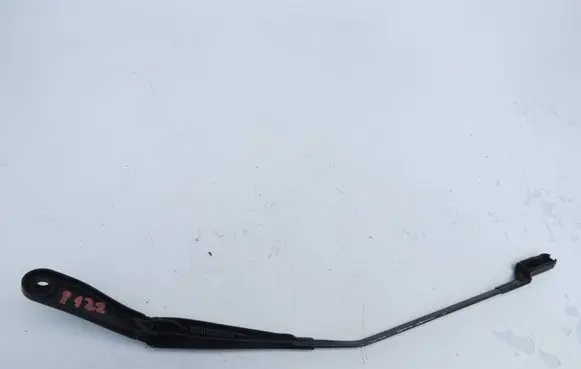 Volvo V70 Front wiper blade arm 31276003