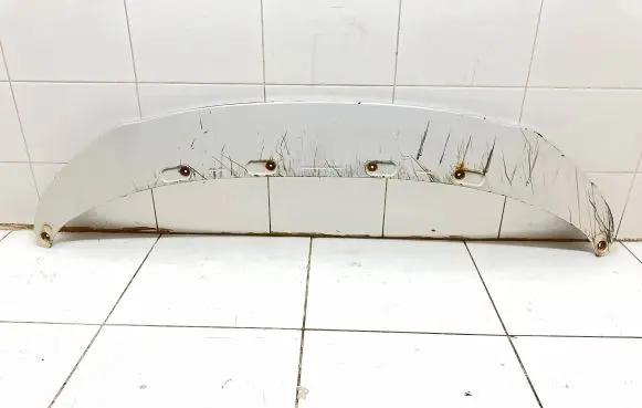 Volvo XC70 Front bumper lip 30698473