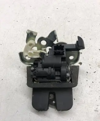 Audi A4 S4 B8 8K Tailgate/trunk/boot lock/catch/latch