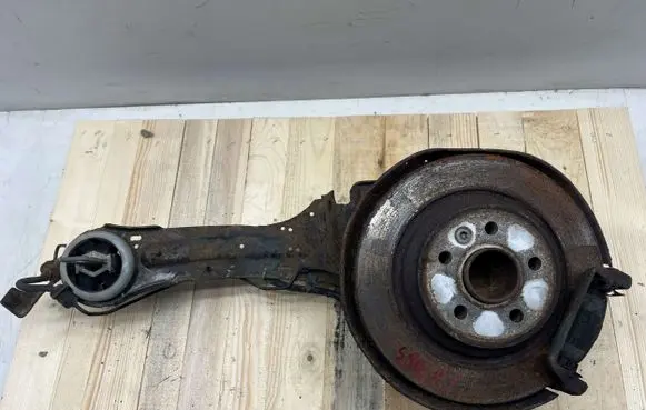 Volvo S80 Front wheel hub spindle knuckle