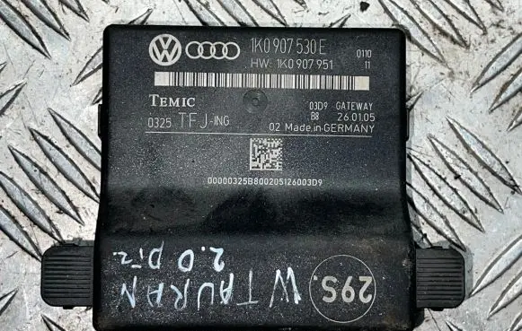 Volkswagen Touran I Gateway control module 1k0907530e