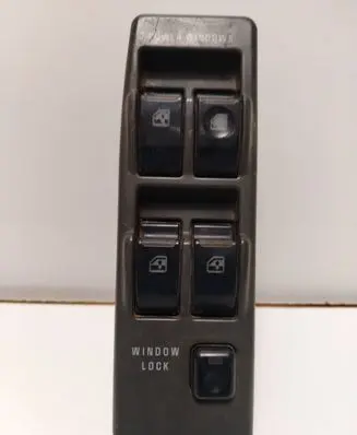Mitsubishi Pajero Electric window control switch MB784050 04637IL