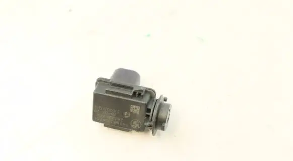BMW X7 G07 AUC sensor 6833647 64116833647 24333410