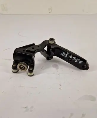 Volkswagen Transporter - Caravelle T6 Sliding door upper roller guide/hinge 7E0843336A