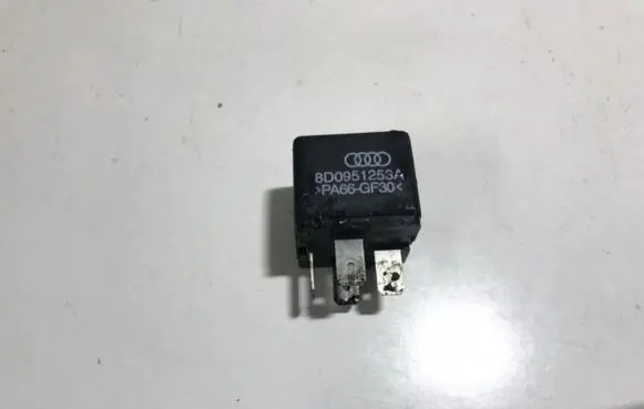 Audi A4 S4 B6 8E 8H Other relay 8d0951253a 373