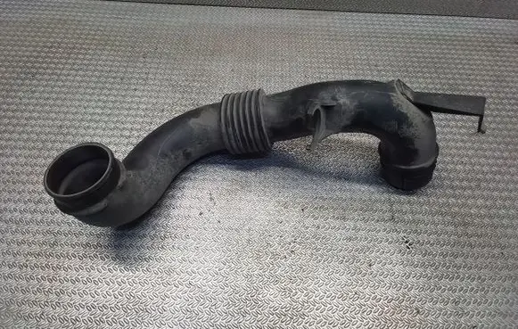 Renault Master III Air intake duct part 165550972R