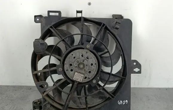 Opel Astra H Electric radiator cooling fan 24467442