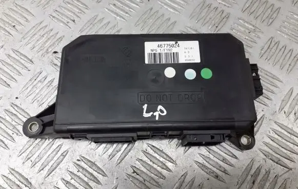 Fiat Stilo Door control unit/module 46775024