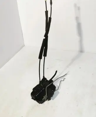 Chevrolet Captiva Front door lock