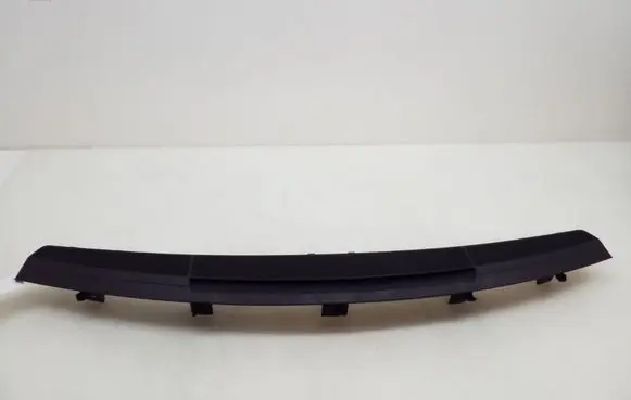 Mercedes-Benz C W204 Cover in windowsill A2046830130