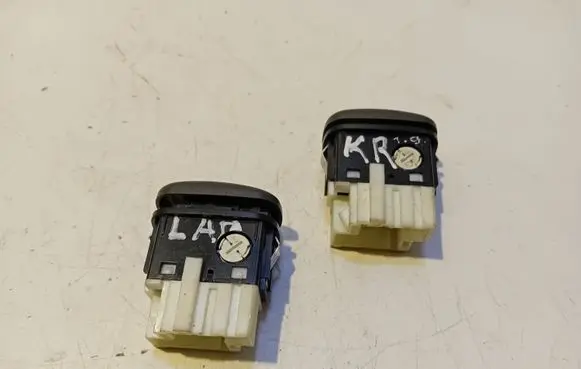 Volvo S70 V70 V70 XC Seat heating switch 9162939 4970