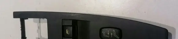 Citroen C6 Tailgate/trunk/boot open switch 