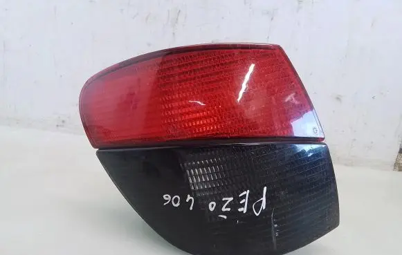 Peugeot 406 Rear/tail lights