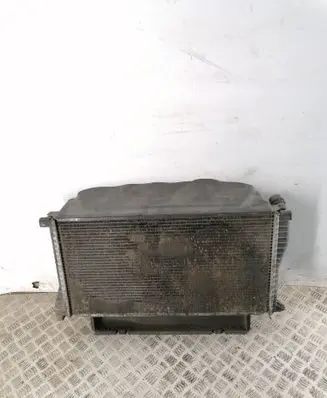 BMW 5 E39 Coolant radiator 22473459