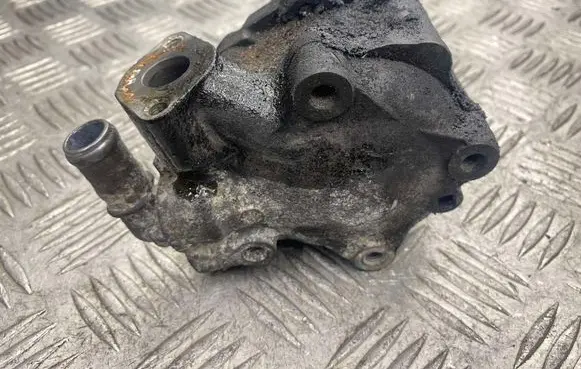 Audi A4 S4 B8 8K Power steering pump 8K0145154