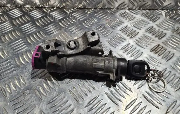 Seat Toledo II (1M) Ignition lock 4B0905851C