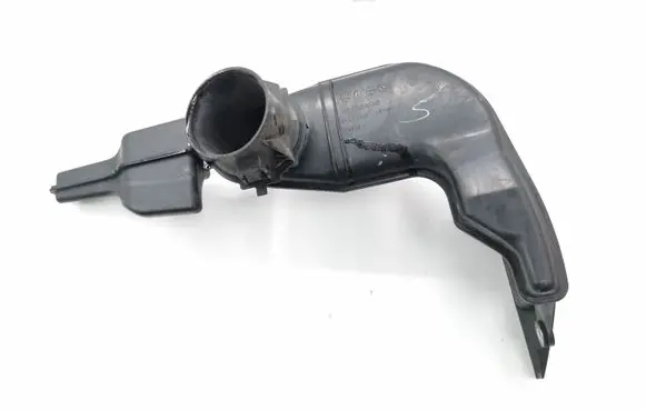 Mazda CX-5 Air intake duct part SH0113201