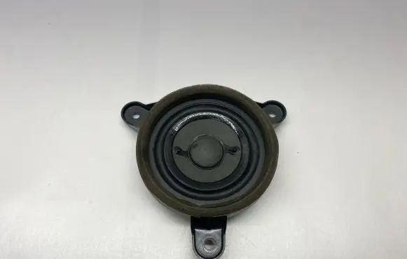 Audi A8 S8 D4 4H Front door speaker 4H0035397