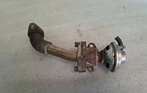 Audi 100 S4 C4 EGR valve