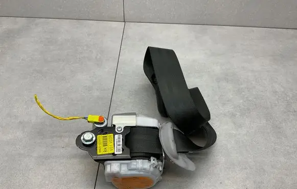Hyundai i40 Front seatbelt 888203Z000