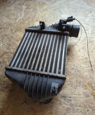 Audi A6 S6 C6 4F Intercooler radiator 4F0145805AA 6070155